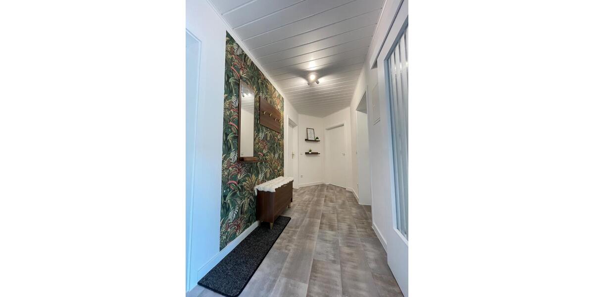 Wohnen auf Zeit Stollberg (Erzgebirge) - 3 Zimmer, 71 m&sup2;, 1.200&euro; | Angebot:23673871