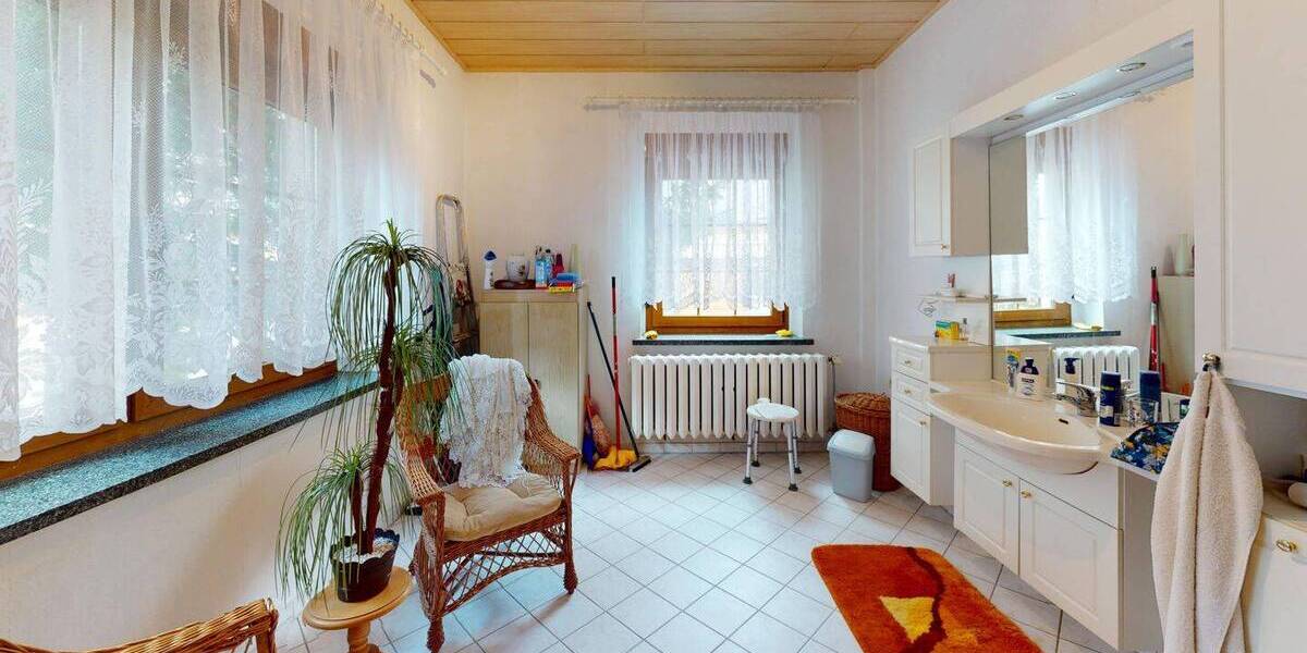 Einfamilienhaus Schmölln-Putzkau Schmölln - 5 Zimmer, 165 m&sup2;, 275.000&euro; | Angebot:26176427
