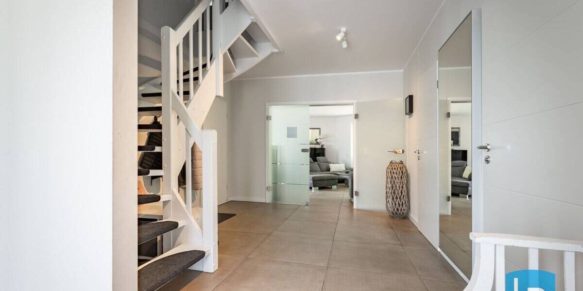Einfamilienhaus Eutin - 7 Zimmer, 194 m&sup2;, 729.000&euro; | Angebot:26557712