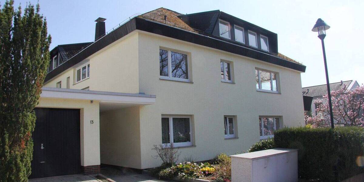 Etagenwohnung Bad Homburg Gonzenheim - 3 Zimmer, 75 m&sup2;, 1.200&euro; | Angebot:26672118
