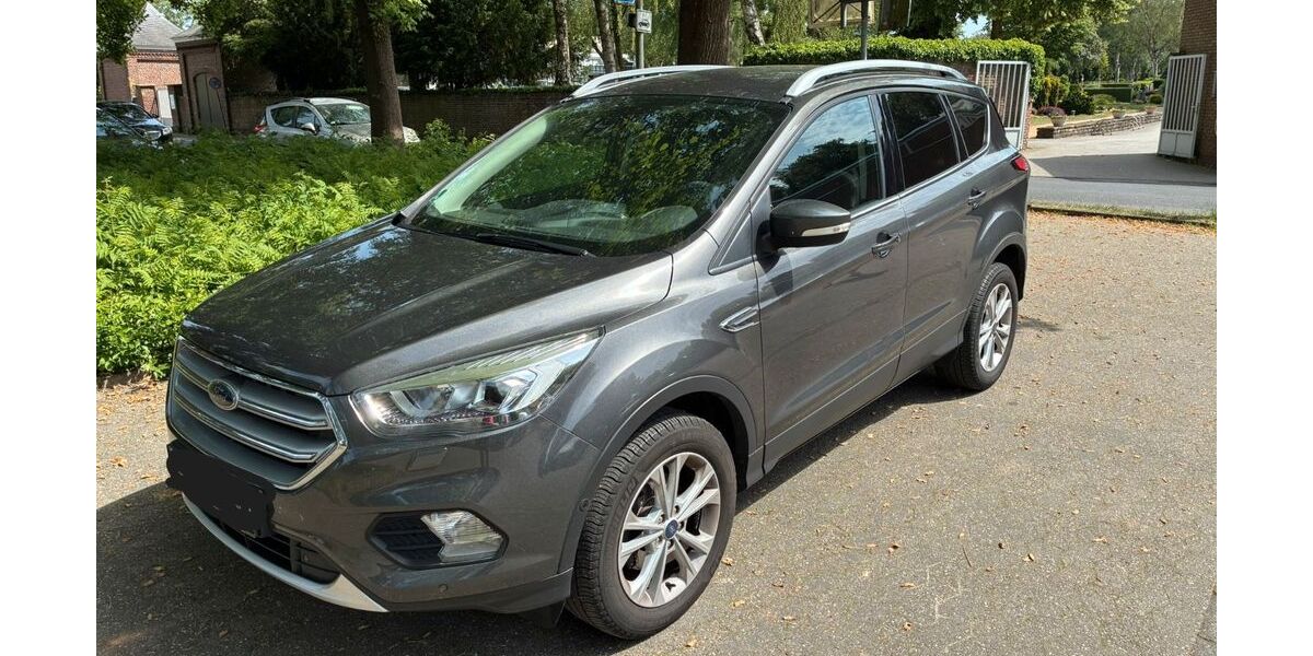Ford Kuga 96.500 km 11.490 &euro; Nettetal 41334