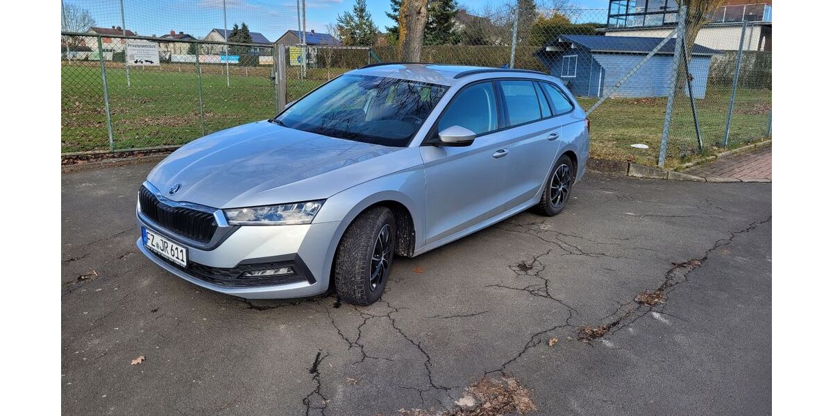 Skoda Octavia 23.500 km 24.490 &euro; Edermünde 34295