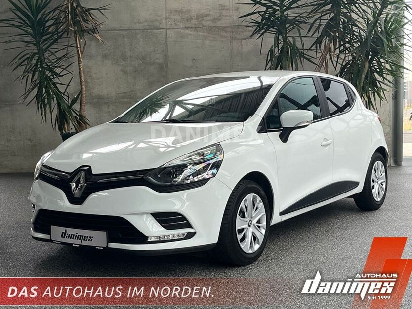 Renault Clio 33.406 km 10.390 € Bremen 28237
