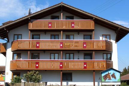 2-Zimmer Wohnung, Küche, Bad auf Bauenhof 2 zimmer