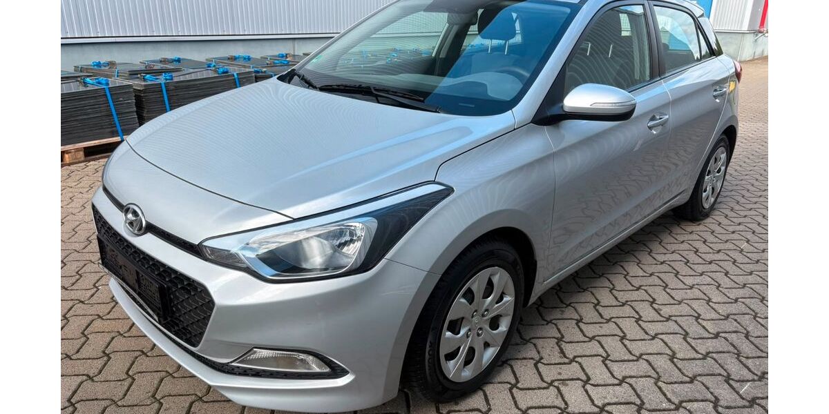 Hyundai i20 128.200 km 5.980 &euro; Braunschweig 38112