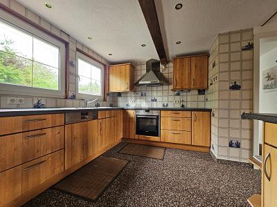 MEHRFAMILIENHAUS FÜR INVESTOREN UND EIGENNUTZER - Mehrfamilienhaus, Wohnhaus Sachsenheim | Angebot:26765754