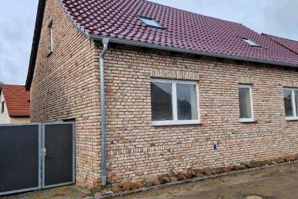 Haus Heidesee - 5 Zimmer, 140 m&sup2;, 2.000&euro; | Angebot:27625617
