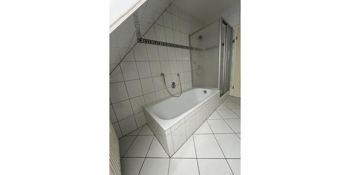 Dachgeschoßwohnung Soltau - 4 Zimmer, 102 m&sup2;, 214.200&euro; | Angebot:27298169