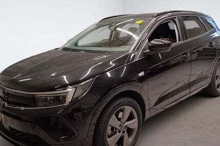 Opel Grandland (X) 13.400 km 29.900 &euro; Frankenberg 35066