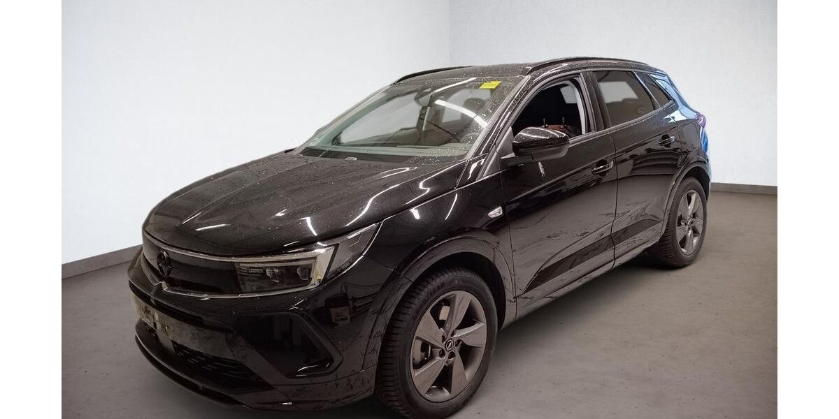 Opel Grandland (X) 13.400 km 29.900 &euro; Frankenberg 35066