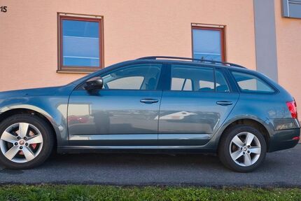 Skoda Octavia 80.000 km 15.999 &euro; Rödental 96472