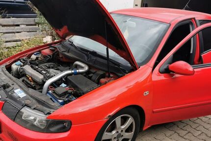 Seat Leon 200.000 km 2.150 € Scheinfeld 91443