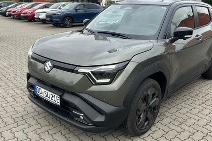 Suzuki e Vitara 2.350 km 37.990 &euro; Braak 22145