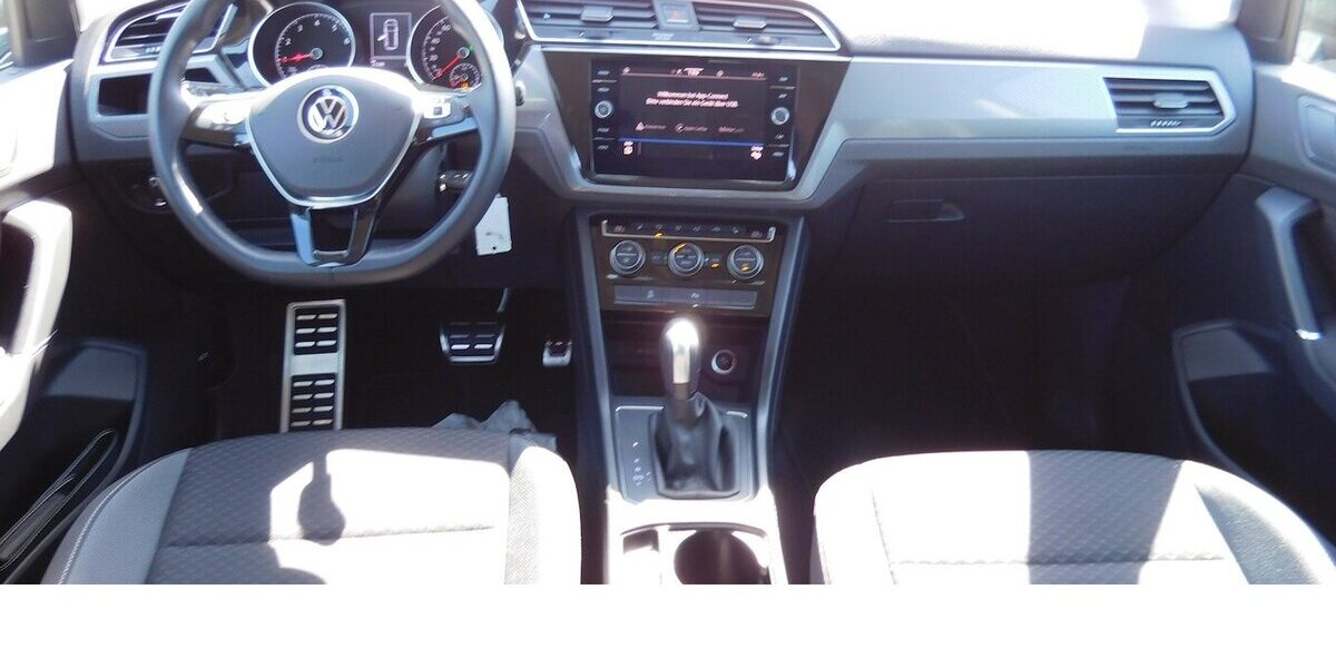 VW Touran 1.5 Comfortline Active BMT TSI DSG Navi 21.400 km 23.990 &euro; Vordorf 38533