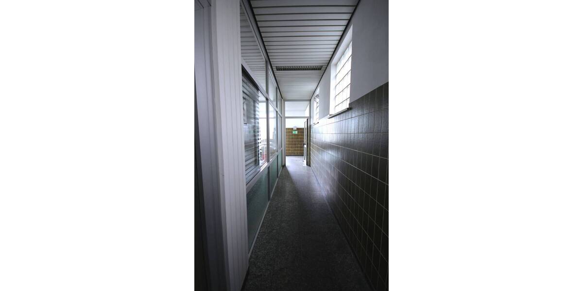 Gewerbeobjekt Landshut Industriegebiet - 2 Zimmer, 286 m&sup2;, 1.500&euro; | Angebot:19335785