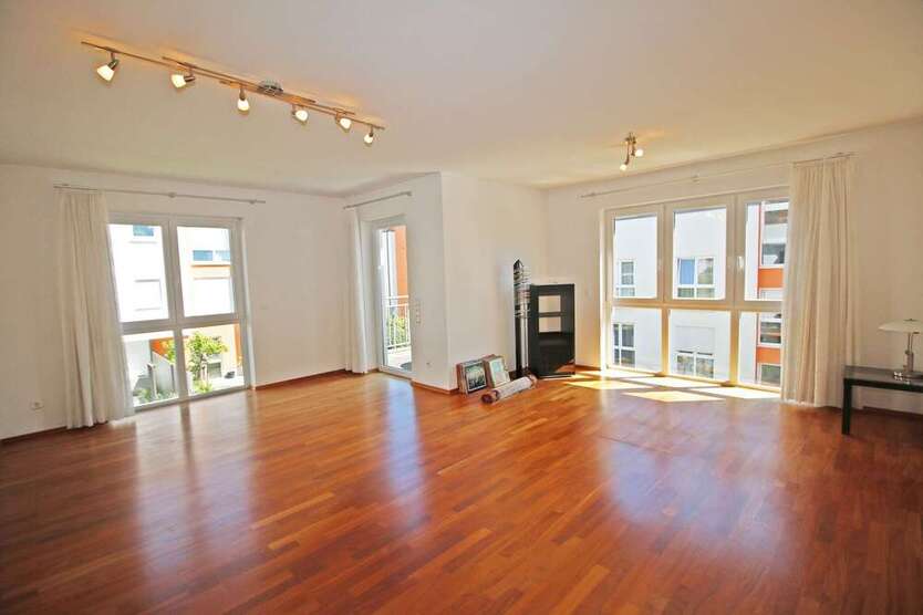 Wohnung zum Kaufen in Wiesbaden 383.000 € 84.15 m²