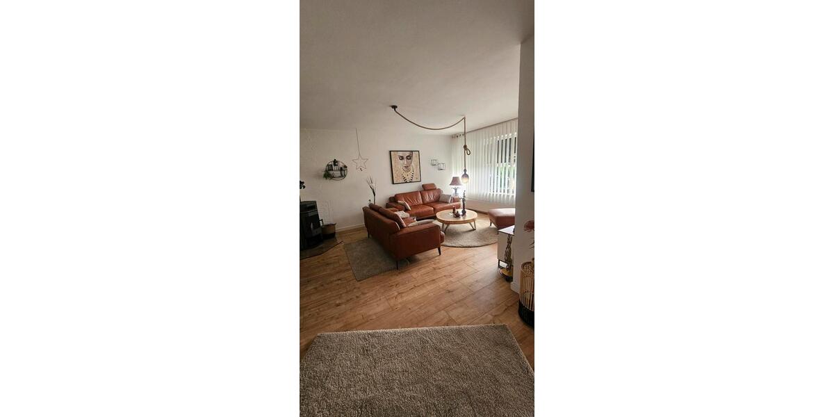 Reihenhaus Osterholz-Scharmbeck Scharmbeck - 6.5 Zimmer, 140 m&sup2;, 380.000&euro; | Angebot:26416056