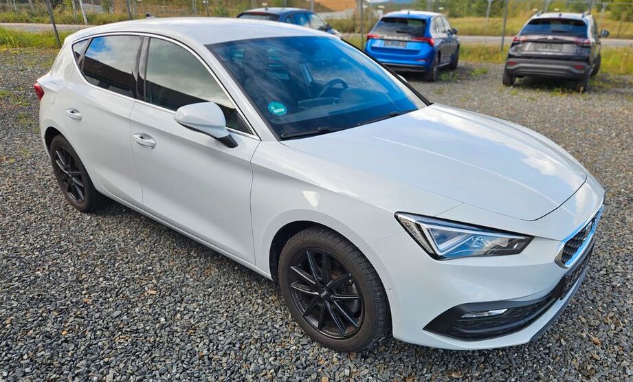 Seat Leon 56.500 km 17.790 € Parkstein 92711