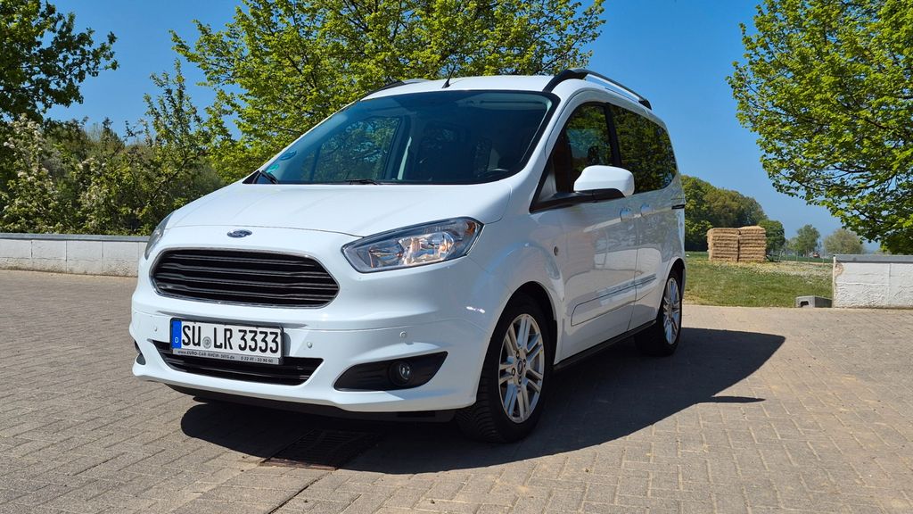 Ford Tourneo Courier 94.000 km 8.950 &euro; Wachtberg 53343