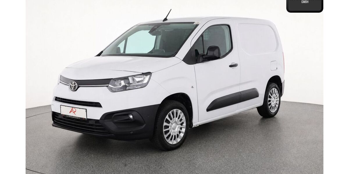 Toyota Proace City 38.001 km 15.880 &euro; Berlin 12103