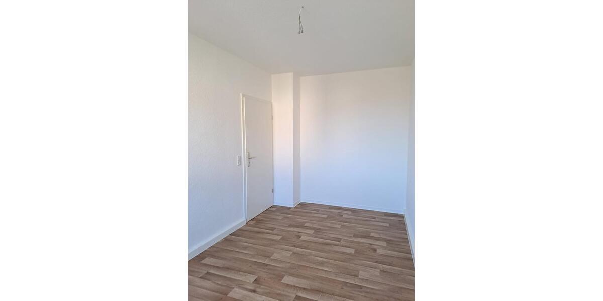 Etagenwohnung Köthen (Anhalt) - 3 Zimmer, 64 m&sup2;, 388&euro; | Angebot:26340931