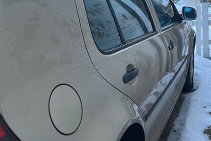 VW Golf 204.100 km 2.500 &euro; Seesen 38723