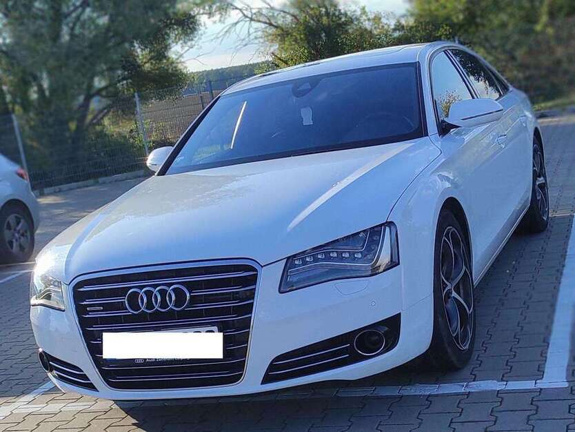 Audi A8 212.000 km 23.800 € Möckern 39291