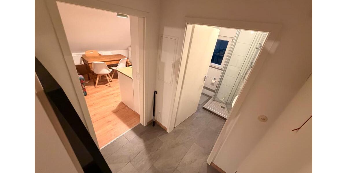 Dachgeschoßwohnung Overath - 2 Zimmer, 54 m&sup2;, 676&euro; | Angebot:25810555