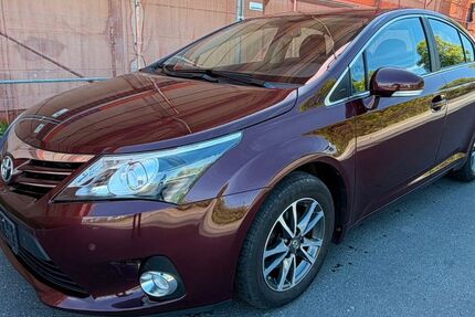 Toyota Avensis 250.000 km 6.999 &euro; Berlin 12057