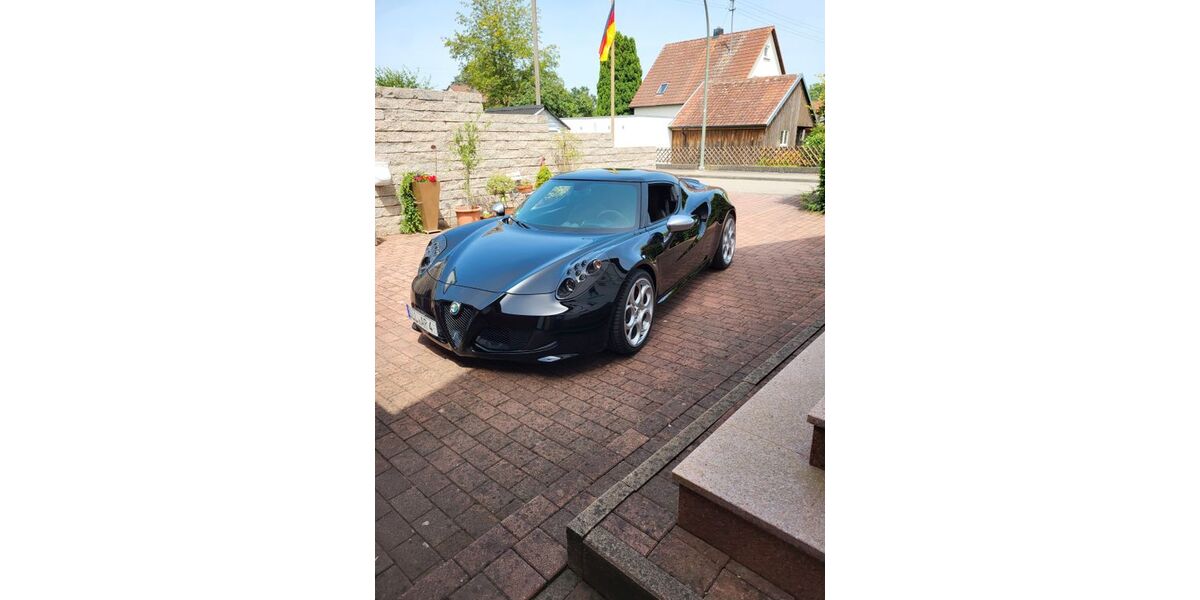 Alfa Romeo 4C 34.000 km 66.900 &euro; Illertissen 89257