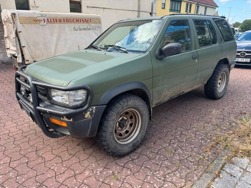 Nissan Pathfinder 180.000 km 1.650 € Rimbach 64668