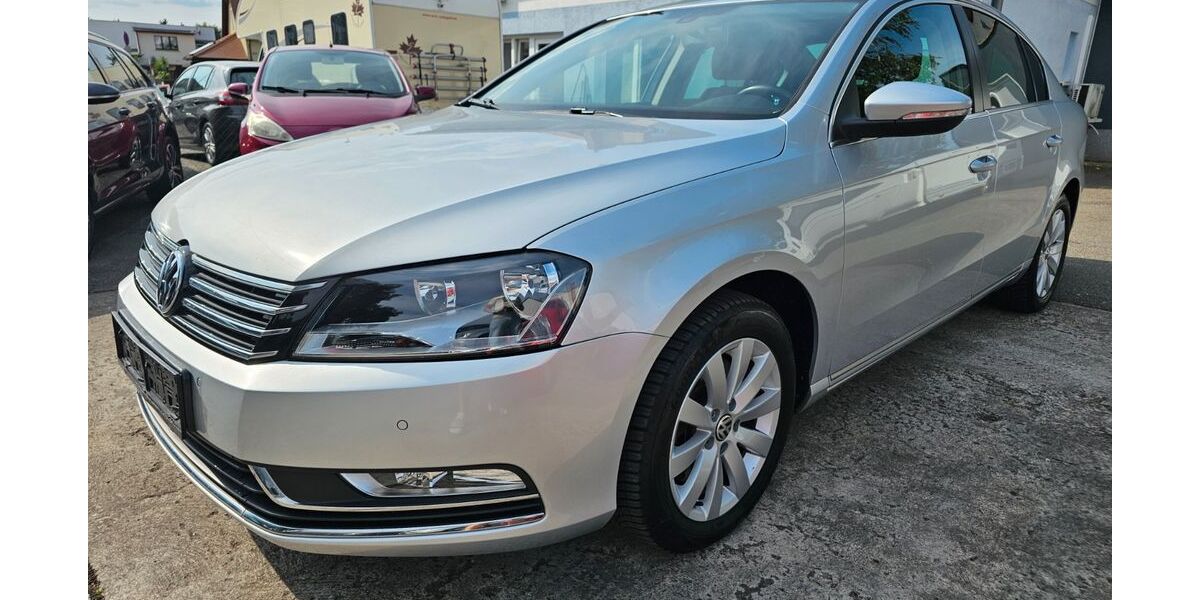 VW Passat 73.304 km 9.990 &euro; Rathenow 14712