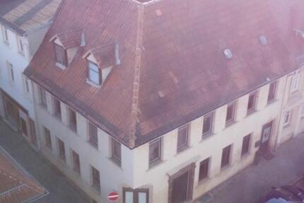 Haus Eisenberg - 10 Zimmer, 220 m&sup2;, 79.000&euro; | Angebot:25264318