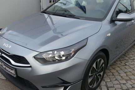 Kia ceed / Ceed 11.200 km 20.900 &euro; Weinböhla 01689