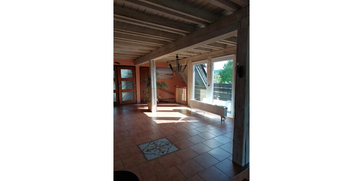 Maisonettenwohnung Büdingen - 3 Zimmer, 140 m&sup2;, 1.000&euro; | Angebot:26302634