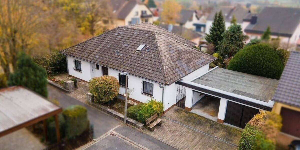 Ihr neues Zuhause in Bestlage: Einfamilienhaus mit Garten, Doppelgarage & Einliegerwohnung 5 zimmer