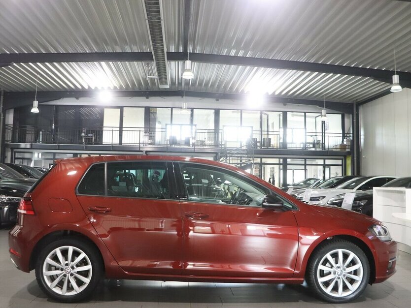 VW Golf VII 2.0 TDI DSG IQ.DRIVE / 2.HAND / TOP 140.000 km 14.888 € Hamm 59077