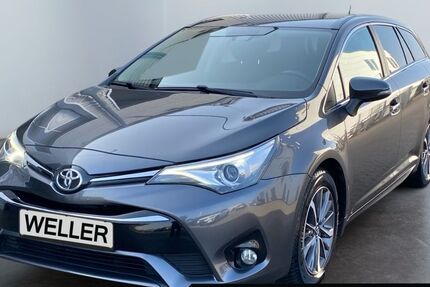 Toyota Avensis 104.974 km 16.450 &euro; Osnabrück 49090