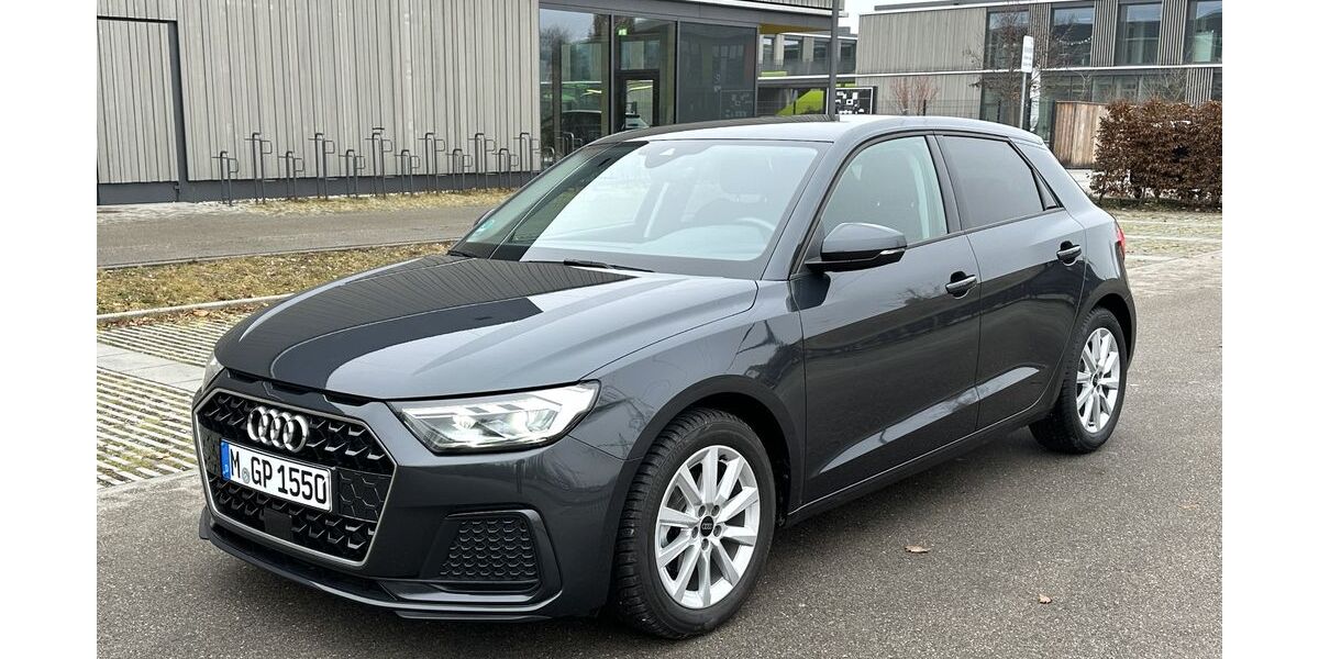 Audi A1 10.500 km 23.089 &euro; München 80995