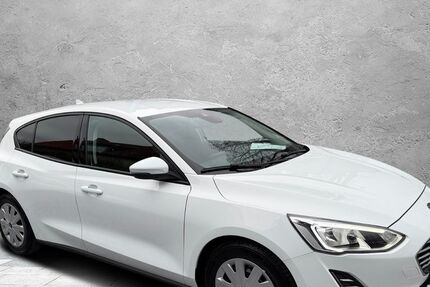 Ford Focus 145.000 km 7.999 &euro; Detmold 32758