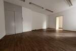 Etagenwohnung Zwickau Innenstadt - 5 Zimmer, 120 m&sup2;, 720&euro; | Angebot:24633494