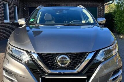 Nissan Qashqai 106.000 km 15.995 &euro; Spahnharrenstätte 49751