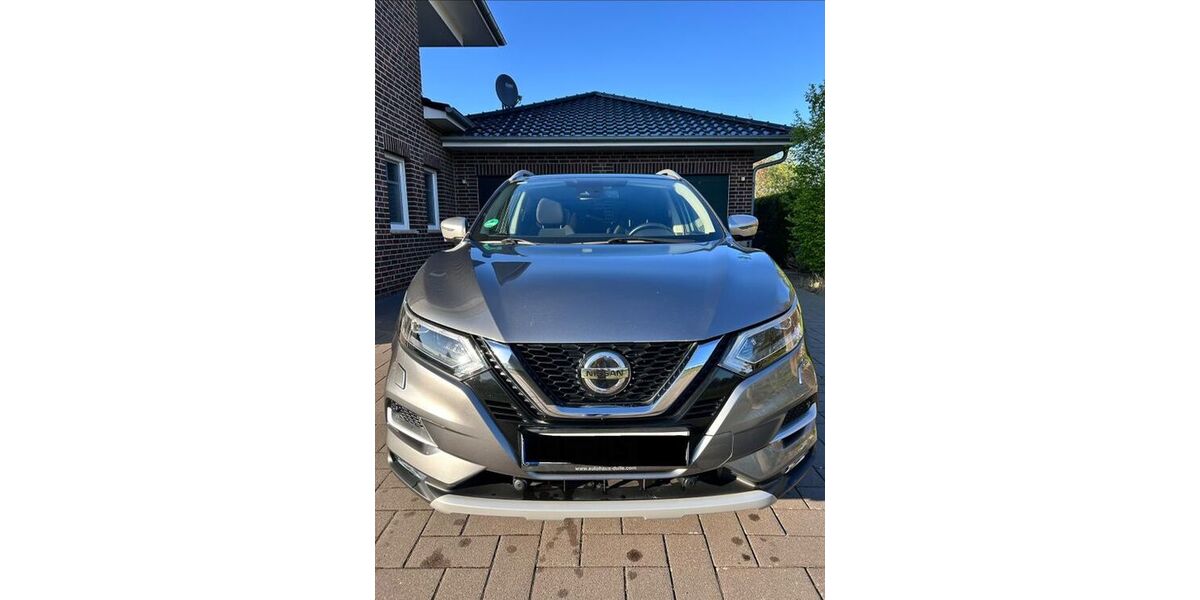 Nissan Qashqai 106.000 km 15.995 &euro; Spahnharrenstätte 49751