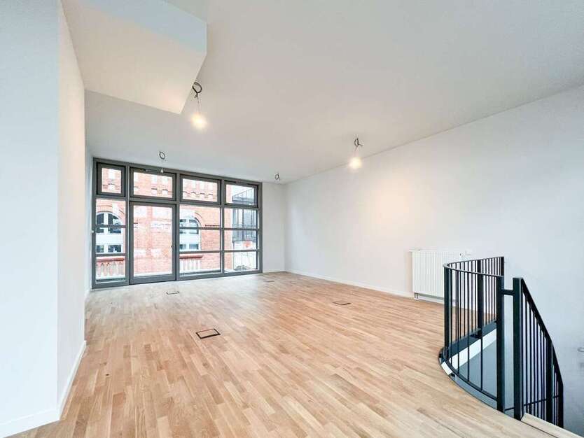 Büro in Nauen 1.065 € 72.73 m²