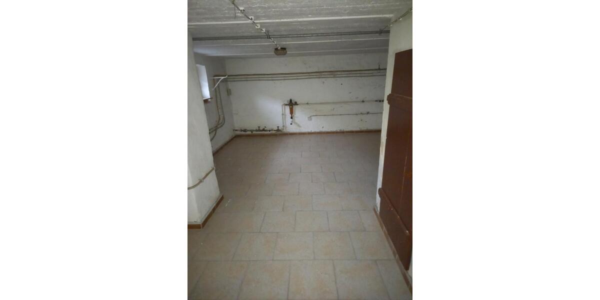 Doppelhaushälfte Staßfurt - 2 Zimmer, 96 m&sup2;, 75.000&euro; | Angebot:26193629