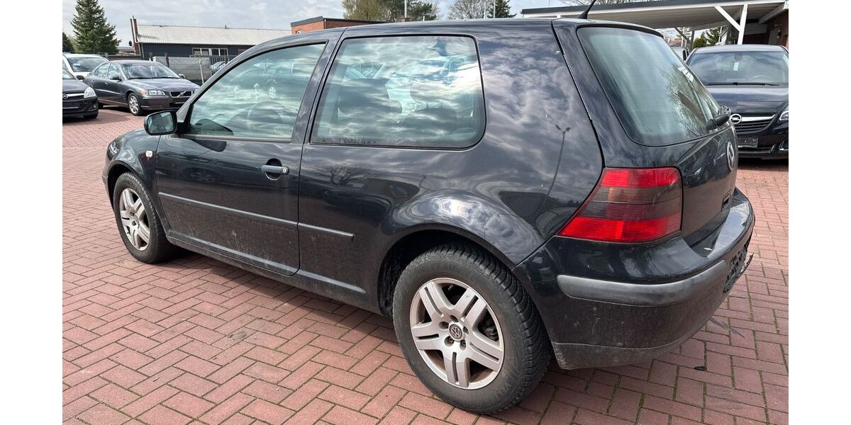 VW Golf 190.000 km 1.900 &euro; Lübeck 23560