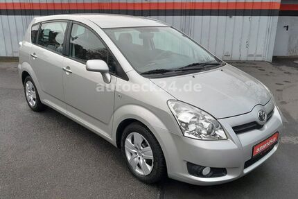 Toyota Corolla Verso 88.100 km 7.995 &euro; Dresden 01279