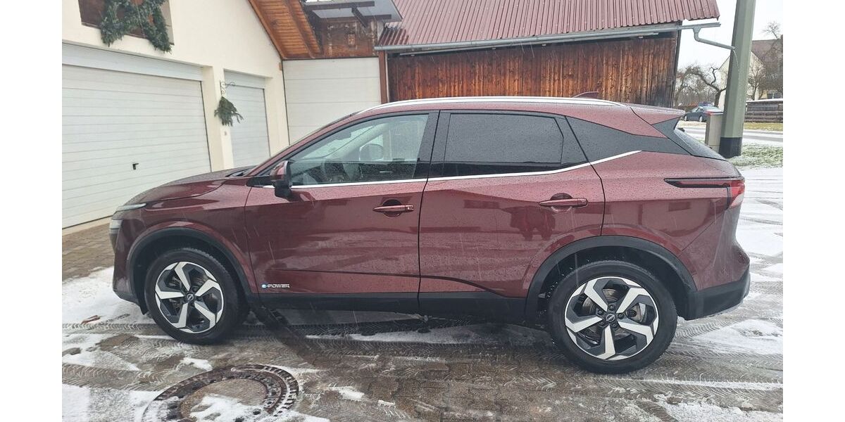 Nissan Qashqai 10.250 km 31.500 &euro; Dettingen 88451