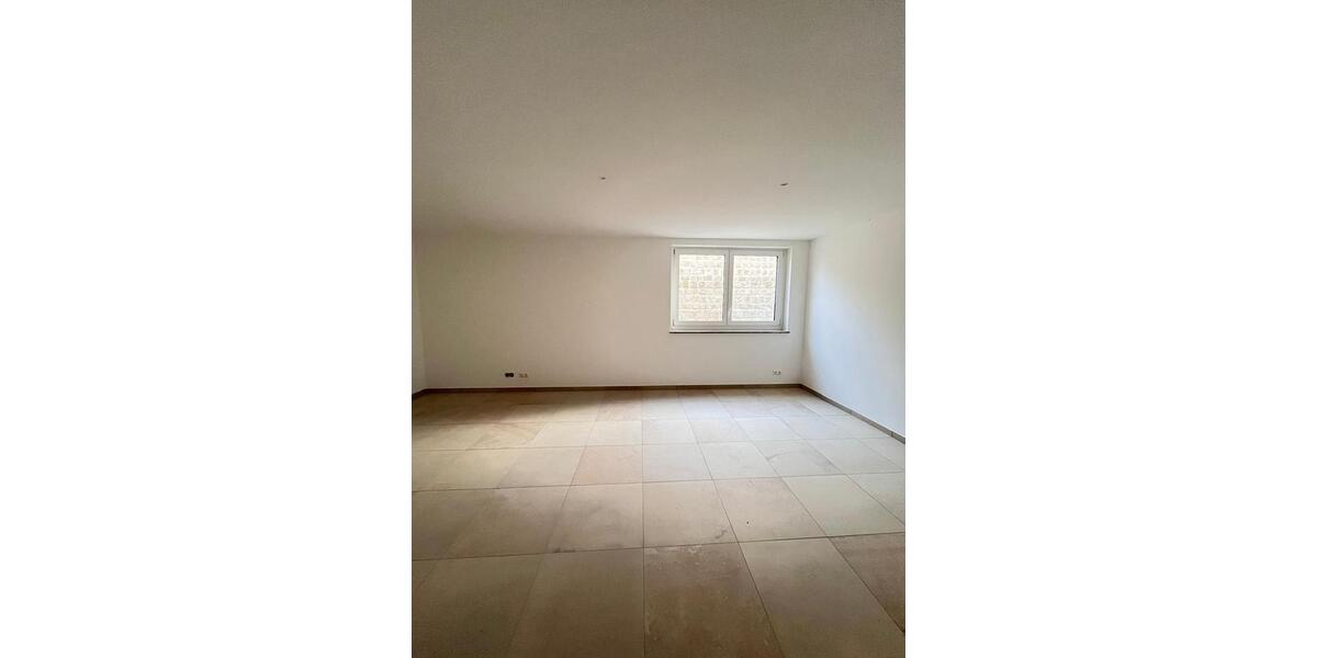 Doppelhaushälfte Egmating - 7 Zimmer, 174 m&sup2;, 2.600&euro; | Angebot:25384338