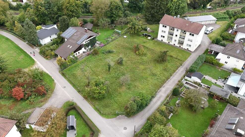 Grundstück zu verkaufen in Trostberg 632.280 € 1437 m² zimmer